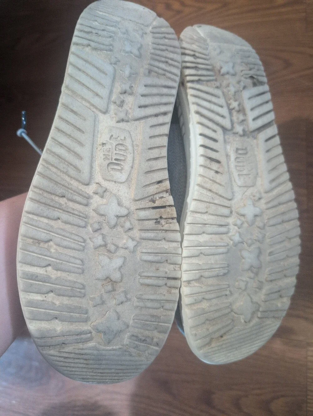 Hey Dude Mens Size 8 Shoes